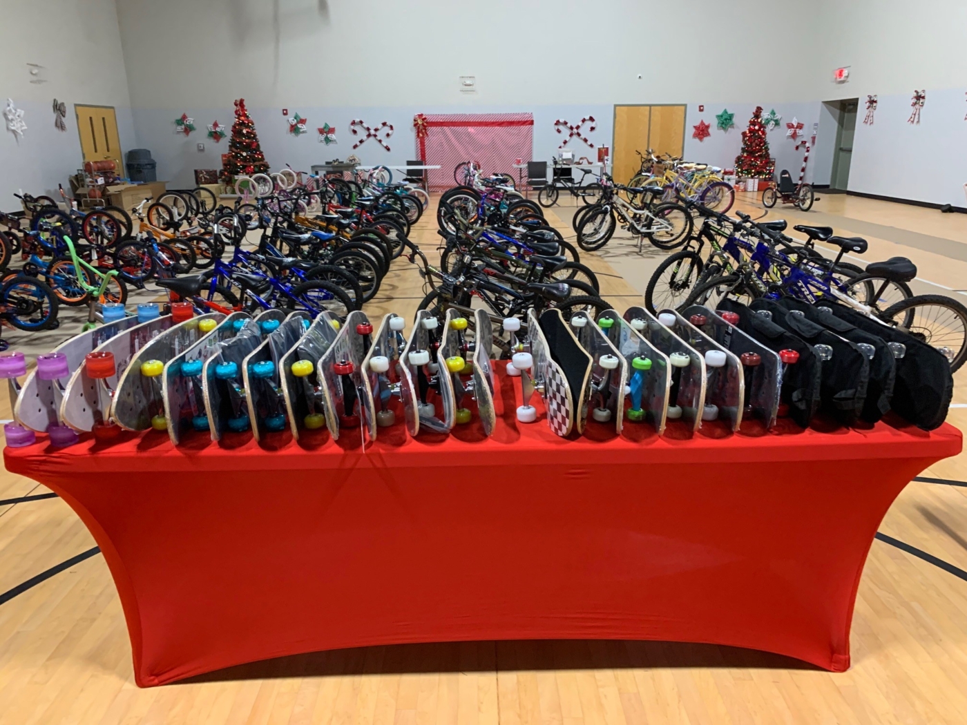 2023 10th Annual Jordan's Sporting Goods Store